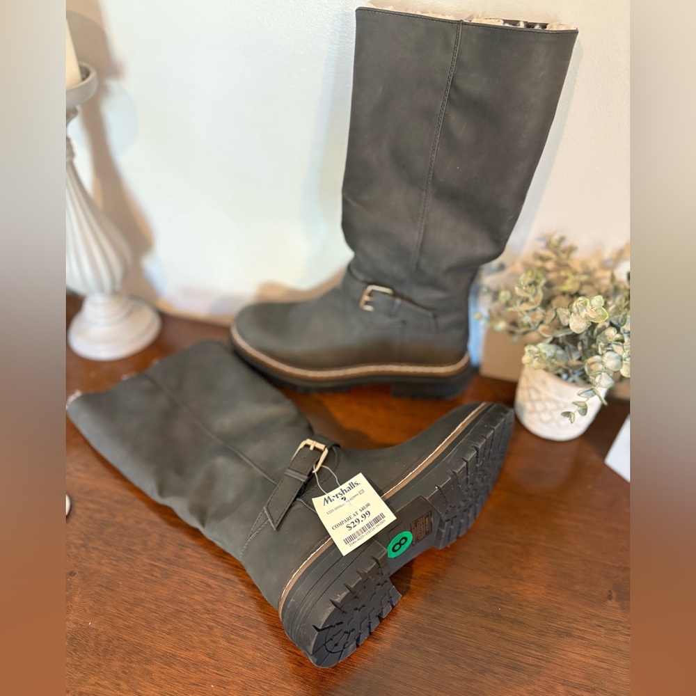 Woman’s Sz 8 Nautica Leather Boots! BRAND NEW